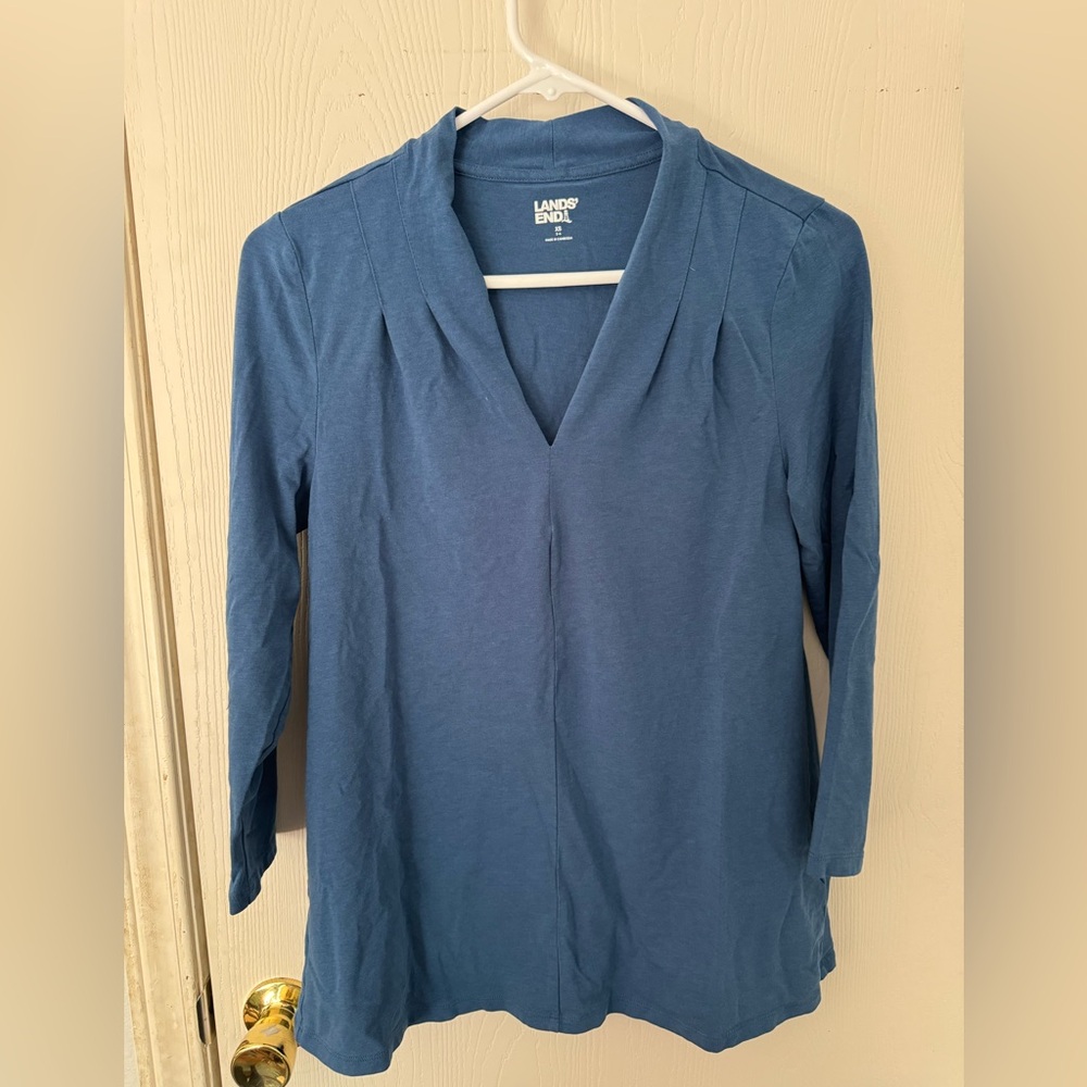 Lands’ End women’s shirt size xs